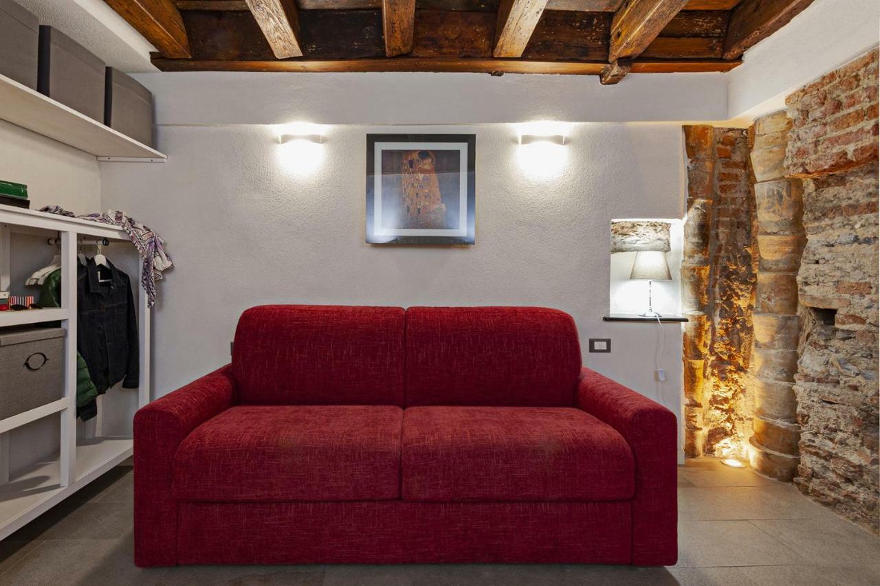 Wood And Stone Apartment In The Historical Center Génova Exterior foto
