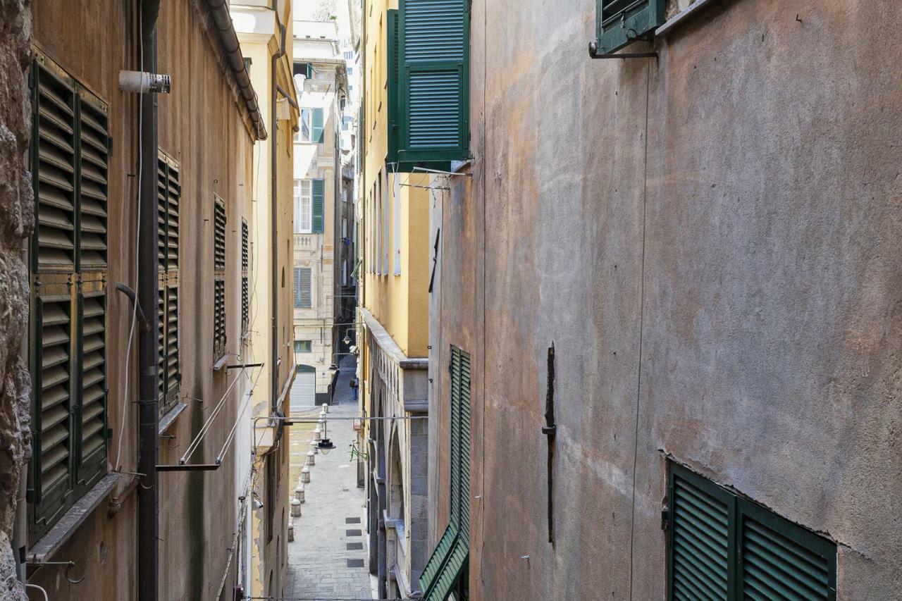Wood And Stone Apartment In The Historical Center Génova Exterior foto